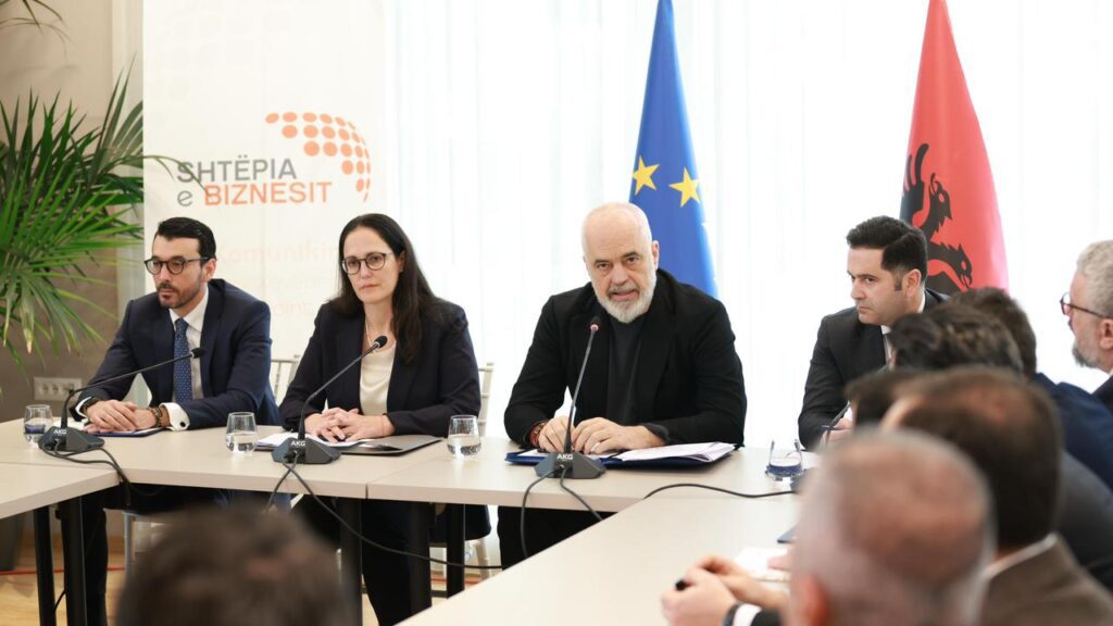 Rama: Do të ruajmë çmimin e naftës, në treg distributor shtetëror për blerjet me shumicë